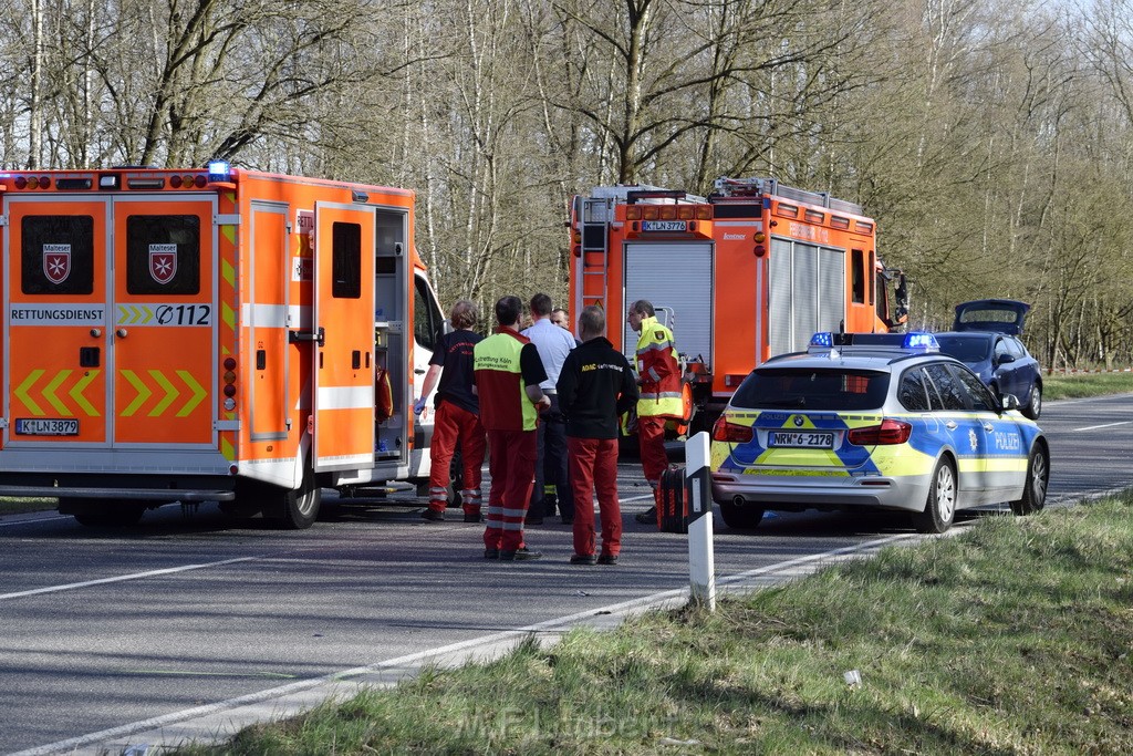 Schwerer VU Krad Fahrrad Koeln Porz Alte Koelnerstr P073.JPG - Miklos Laubert